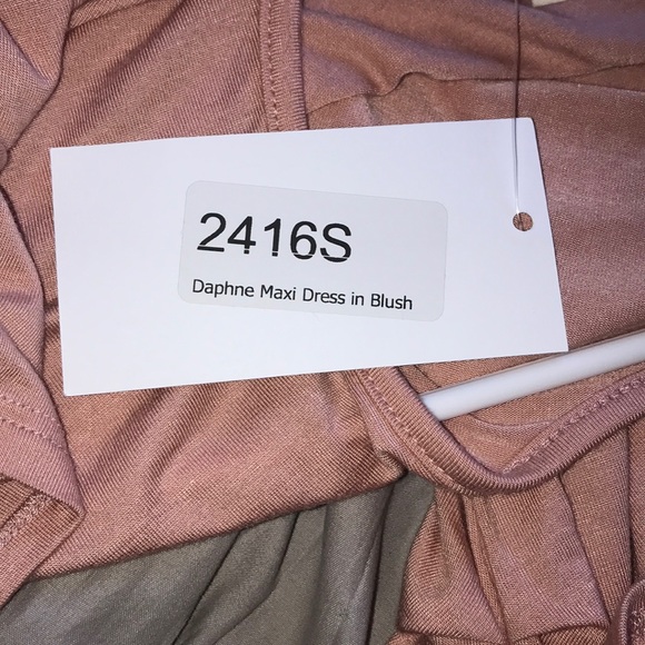 🎉HP 2x🎉NWT Stevie Hender Maxi Dress - Picture 8 of 8